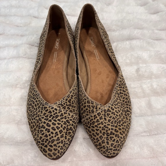 Toms Shoes - TOMS Leopard Cheetah Animal Print Slip On Flats Shoes Womens Size 9